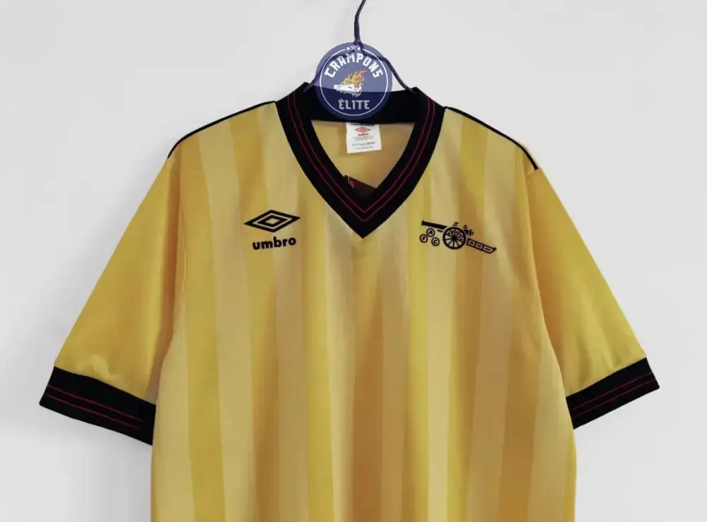 Arsenal 1983/84 Extérieur - Image 2