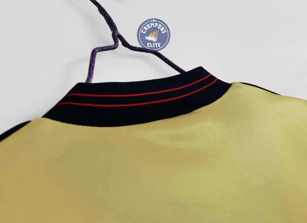 Arsenal 1983/84 Extérieur - Image 9