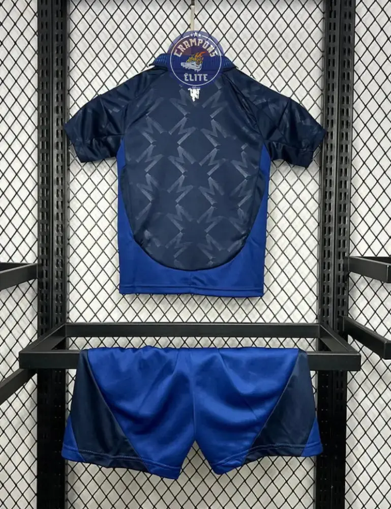 Kits Enfants Manchester United 2024/25 Extérieur - Image 2