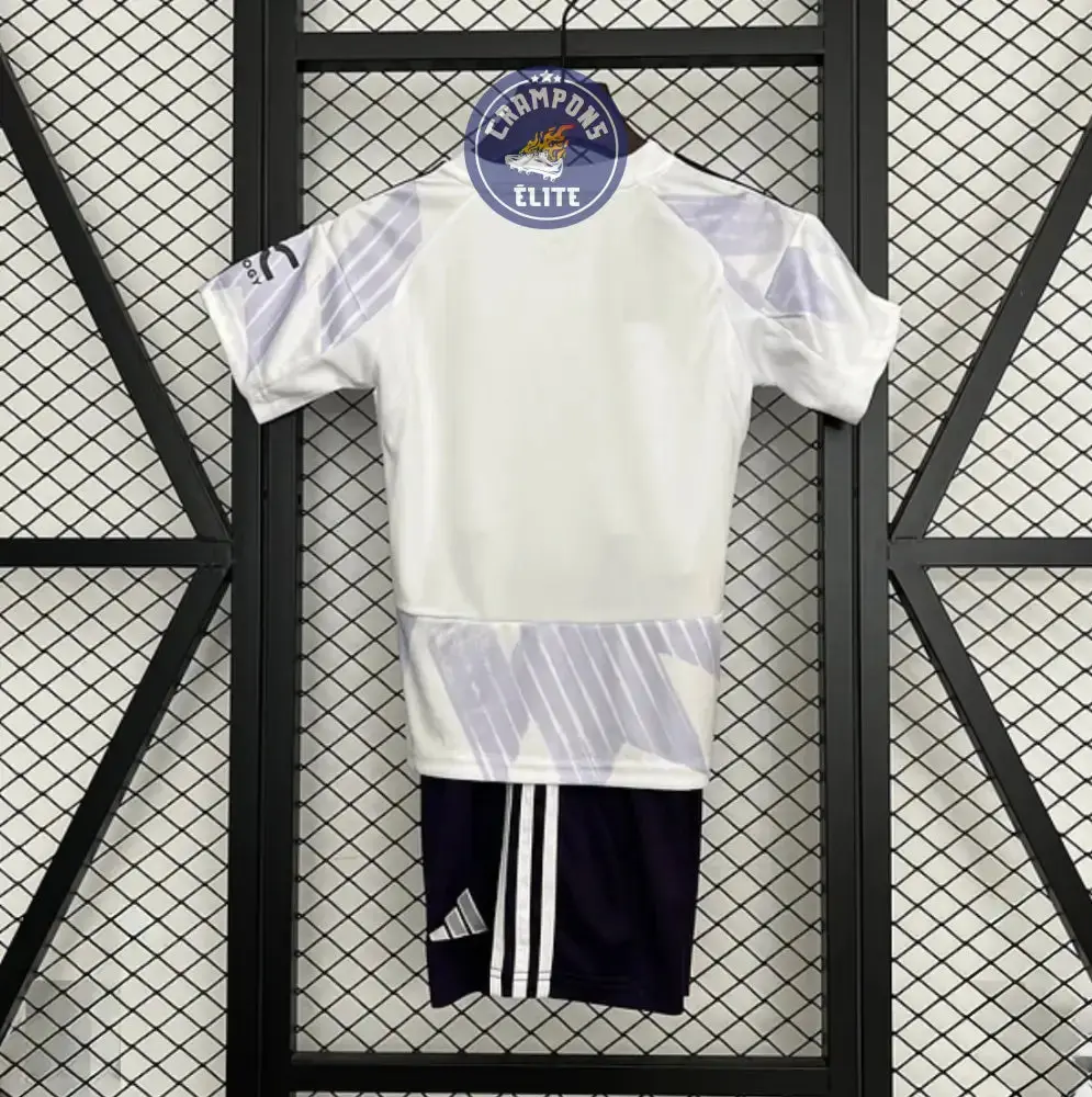 Kits Enfants Manchester United 2025/26 Extérieur - Image 2