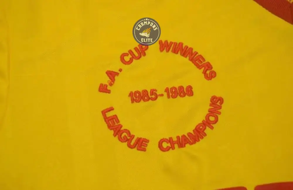 Liverpool 1985/86 Extérieur - Image 3