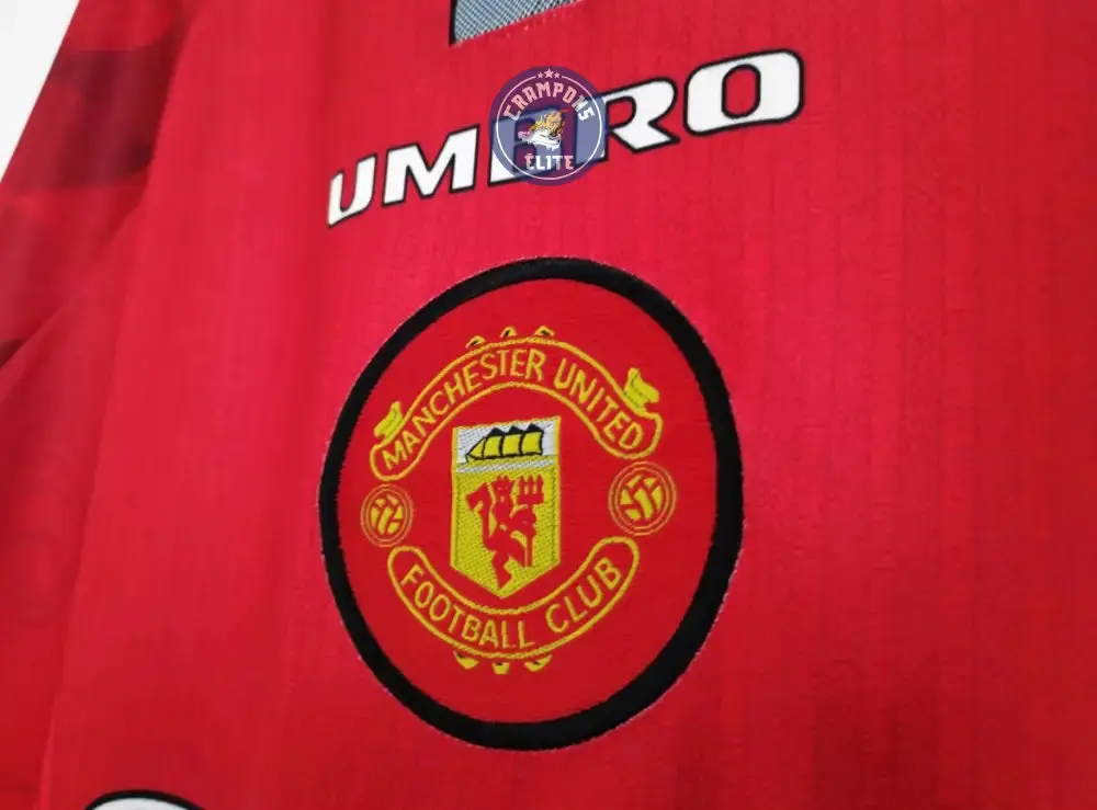 Manchester United 1996/97 Domicile à manches longues - Image 3