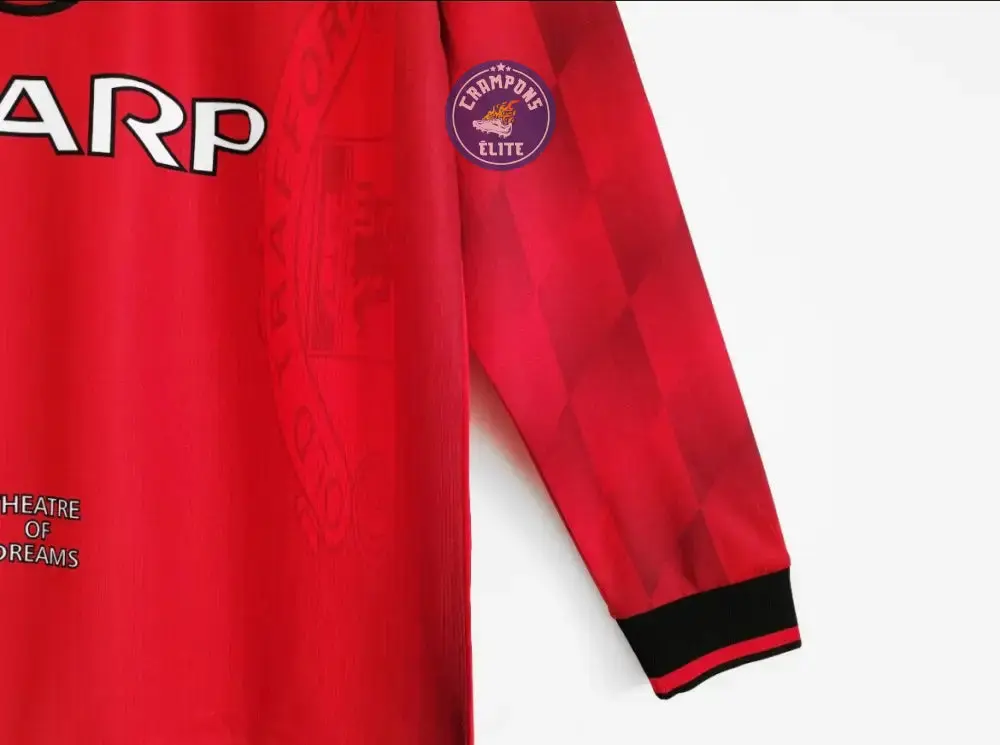 Manchester United 1996/97 Domicile à manches longues - Image 7