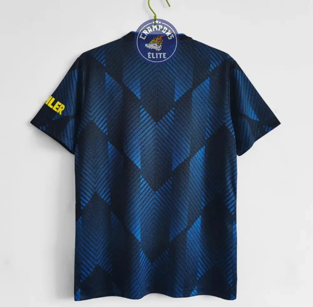 Manchester United 2021/22 Third - Image 2