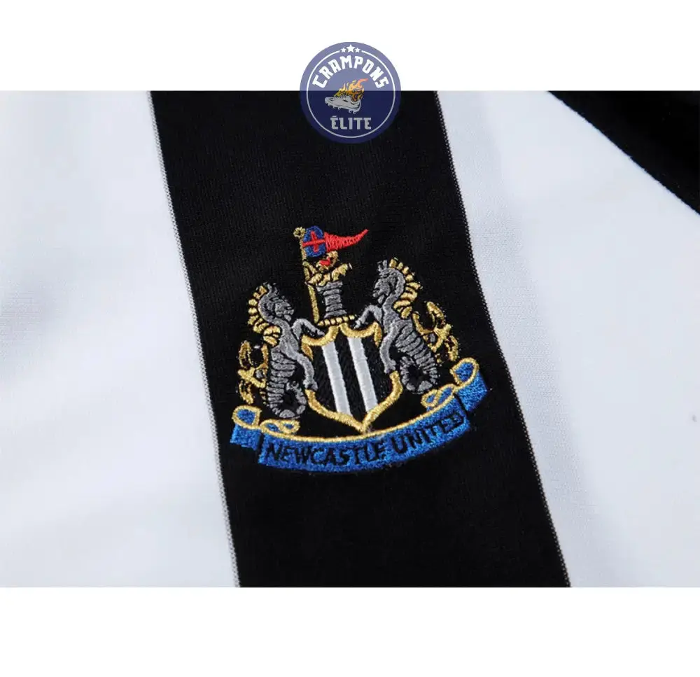 Newcastle 2004/05 Domicile - Image 5