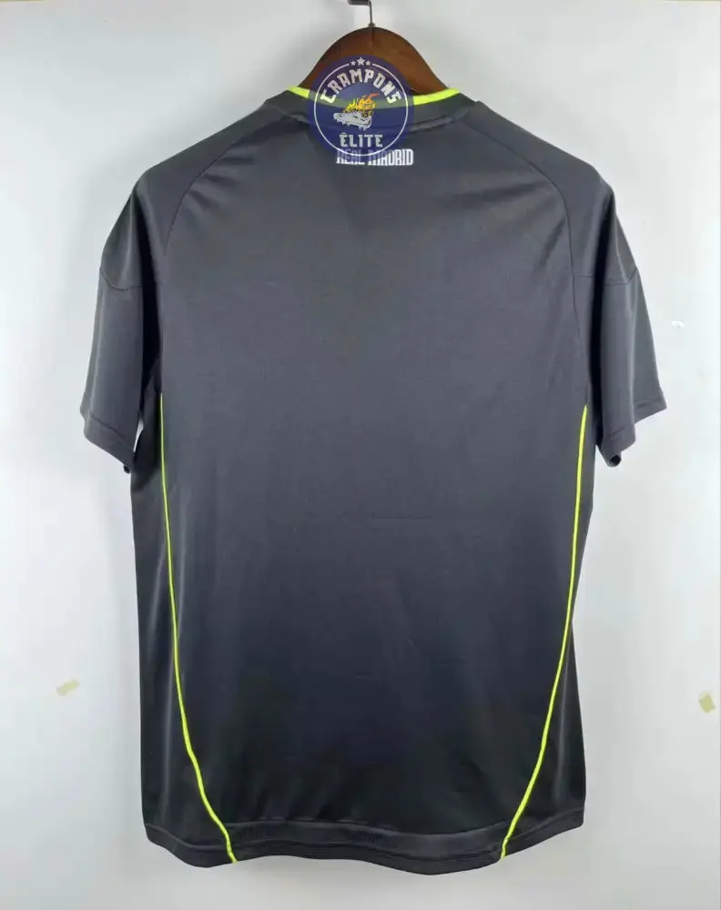 Real Madrid 2010/11 Extérieur - Image 2