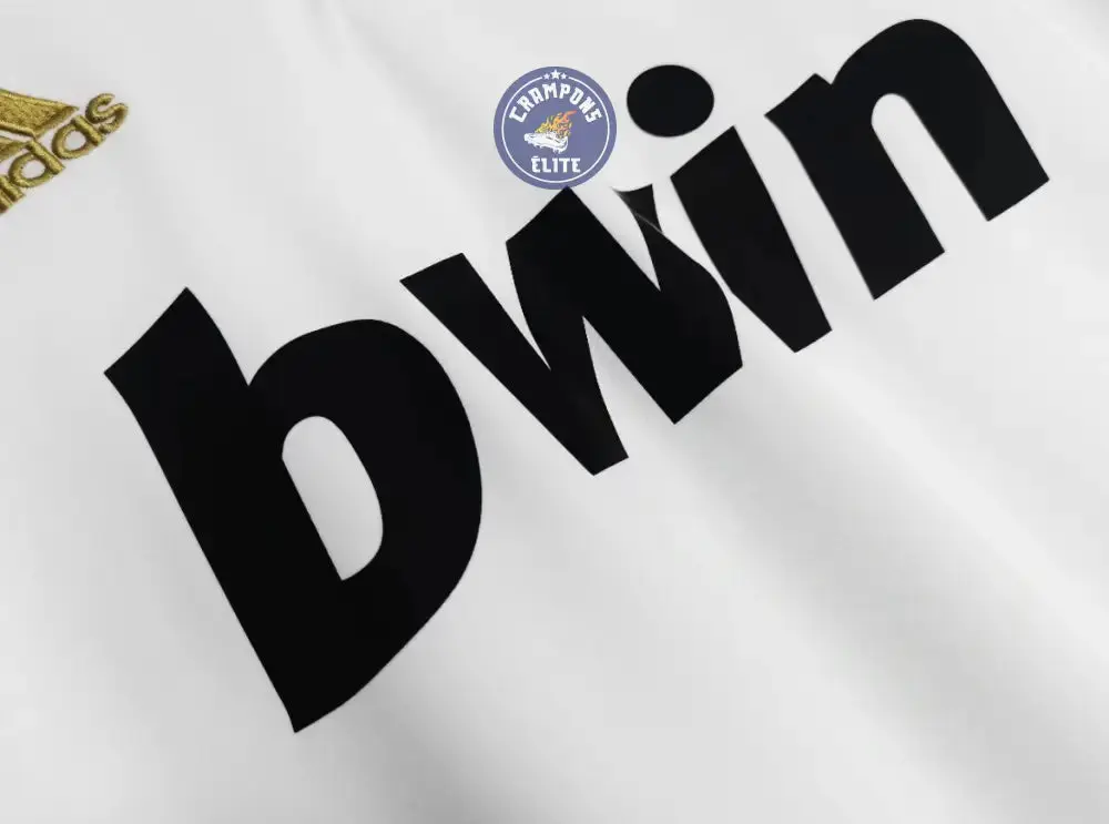 Real Madrid 2011/12 Domicile à manches longues - Image 6
