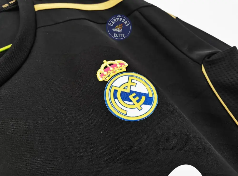 Real Madrid 2011/12 Extérieur à manches longues - Image 4