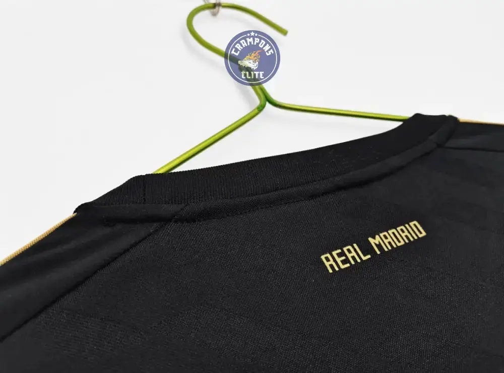 Real Madrid 2011/12 Extérieur à manches longues - Image 9