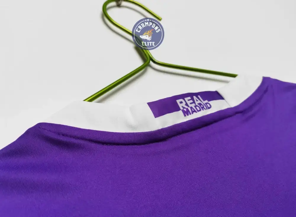 Real Madrid 2016/17 Extérieur à manches longues - Image 9